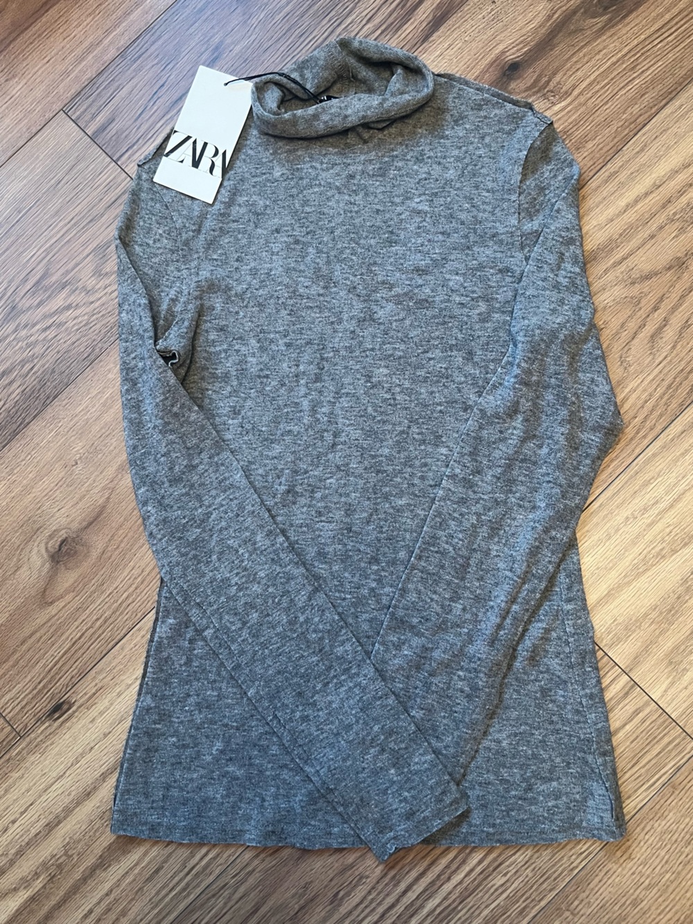 Zara NWT Heather Gray Soft Knit Turtleneck Top Long Sleeve Sweater Size S